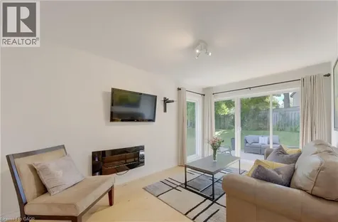 71 Pinecrest Drive Kitchener ON N2A 2G6