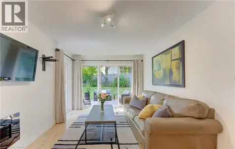 71 Pinecrest Drive Kitchener ON N2A 2G6