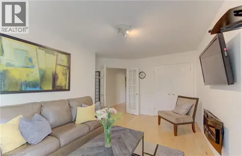 71 Pinecrest Drive Kitchener ON N2A 2G6