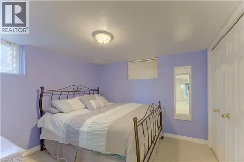 71 Pinecrest Drive Kitchener ON N2A 2G6
