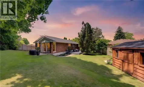 71 Pinecrest Drive Kitchener ON N2A 2G6