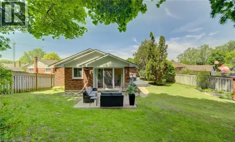 71 Pinecrest Drive Kitchener ON N2A 2G6