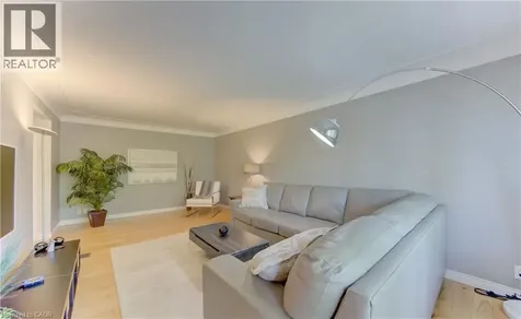 71 Pinecrest Drive Kitchener ON N2A 2G6