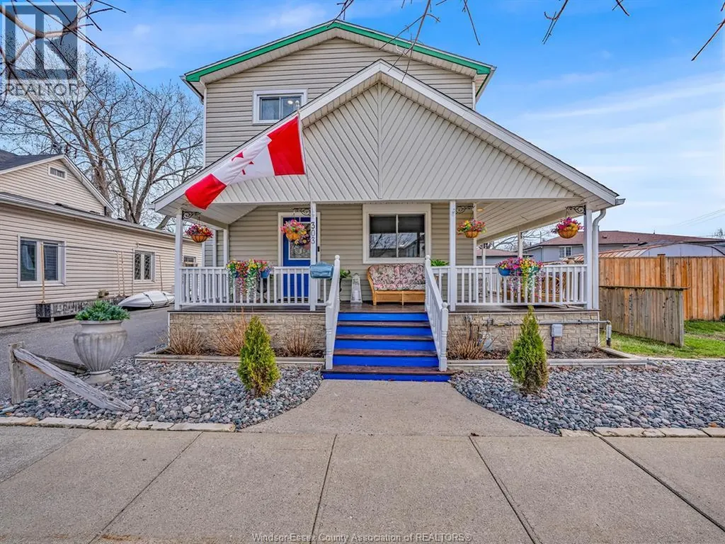 303 King Amherstburg ON N9V 2C8