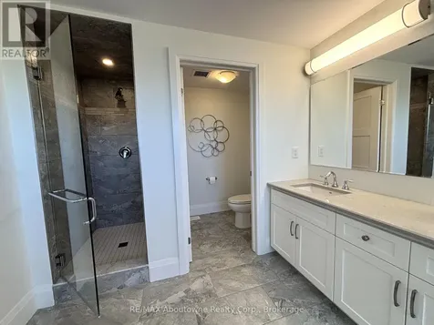 53 Arthur Street South Guelph (st. Patrick's Ward) ON N1E 0P5