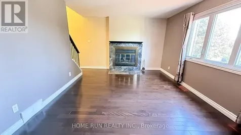 2067 Legrand Crescent Ottawa ON K1E 3R1