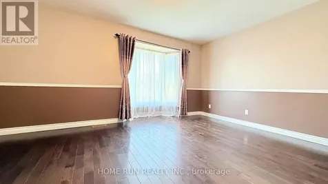 2067 Legrand Crescent Ottawa ON K1E 3R1