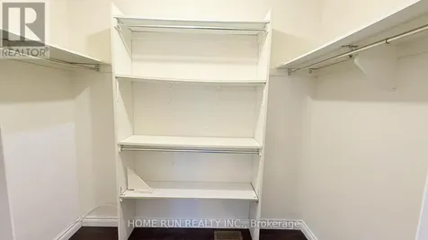 2067 Legrand Crescent Ottawa ON K1E 3R1