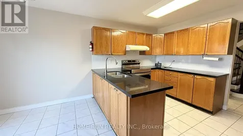 2067 Legrand Crescent Ottawa ON K1E 3R1