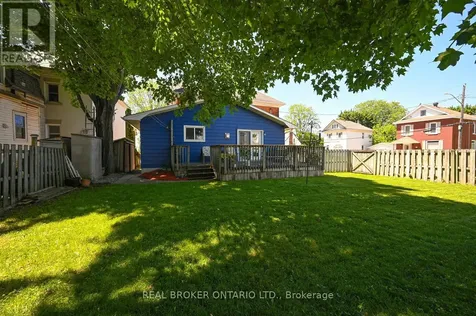 39 Mcewen Avenue Smiths Falls ON K7A 2K2