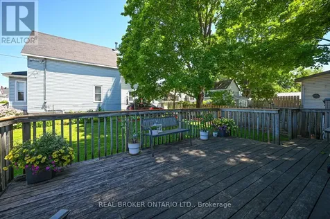39 Mcewen Avenue Smiths Falls ON K7A 2K2