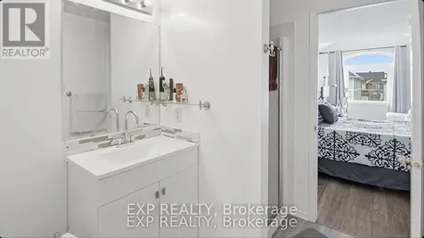 222 Deercroft Avenue Ottawa ON K2J 5K1