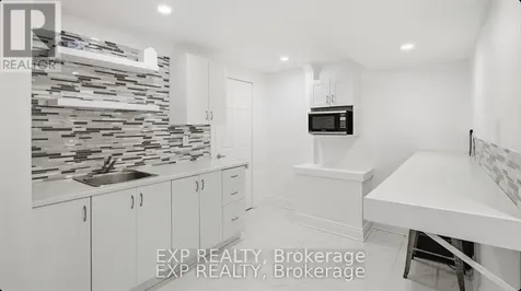 222 Deercroft Avenue Ottawa ON K2J 5K1