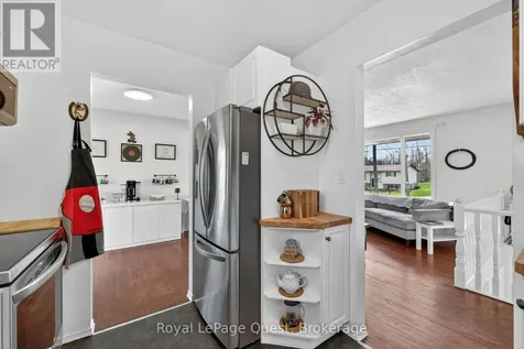 48 Courtland Street Orillia ON L3V 1A7