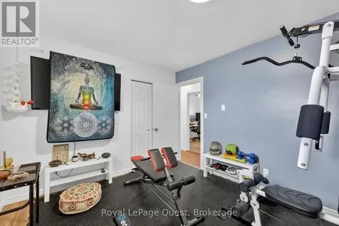 48 Courtland Street Orillia ON L3V 1A7