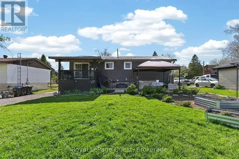 48 Courtland Street Orillia ON L3V 1A7