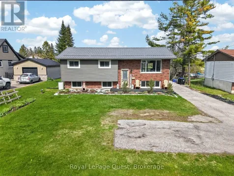 48 Courtland Street Orillia ON L3V 1A7