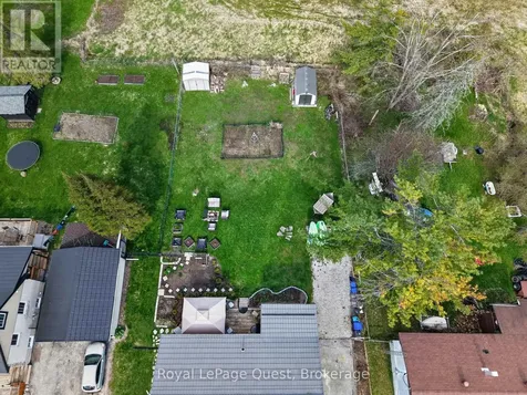 48 Courtland Street Orillia ON L3V 1A7