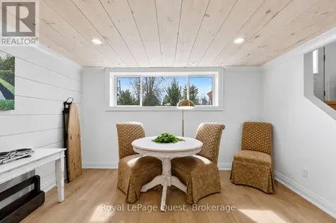 48 Courtland Street Orillia ON L3V 1A7