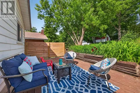 1060 Harbourview Drive Midland ON L4R 5J4