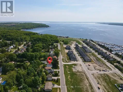 1060 Harbourview Drive Midland ON L4R 5J4
