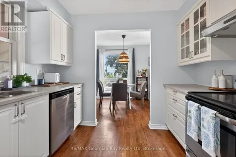 1060 Harbourview Drive Midland ON L4R 5J4