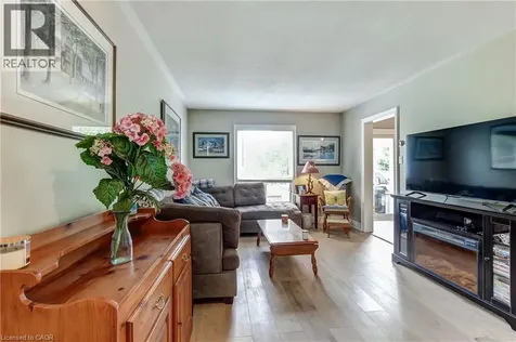 406 Levanna Lane Oakville ON L6H 6B8