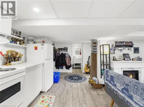 420 Waverly Street Hamilton ON L8H 6R4