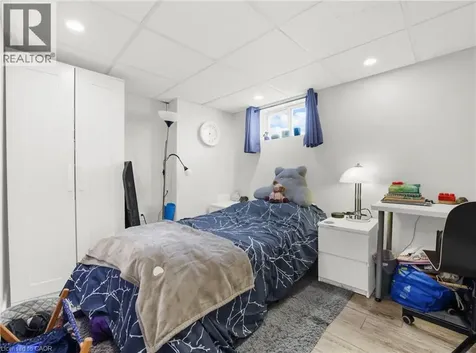 420 Waverly Street Hamilton ON L8H 6R4