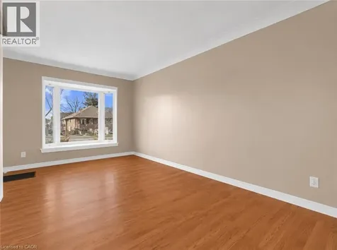 420 Waverly Street Hamilton ON L8H 6R4