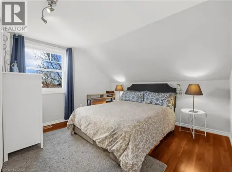 420 Waverly Street Hamilton ON L8H 6R4