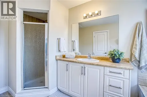 156 Mcknight Avenue Waterdown ON L8B 0T7