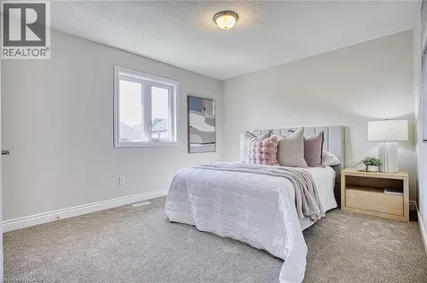 156 Mcknight Avenue Waterdown ON L8B 0T7