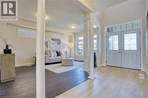 156 Mcknight Avenue Waterdown ON L8B 0T7