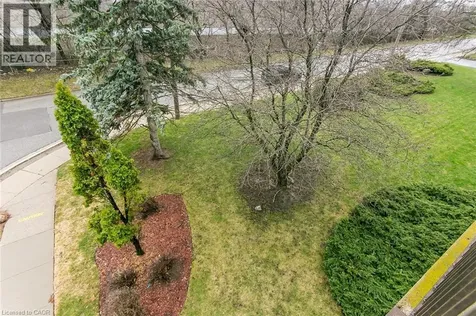 4 Avalon Place Kitchener ON N2M 4N9