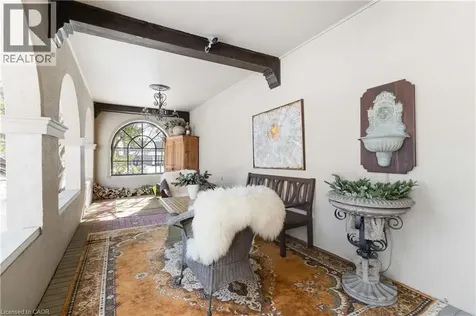 150 Cairncroft Road Oakville ON L6J 4L9