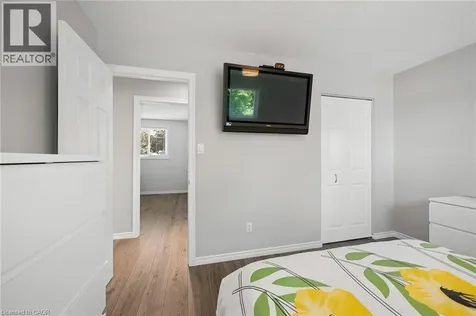 536 Pioneer Drive Kitchener ON N2P 1P2