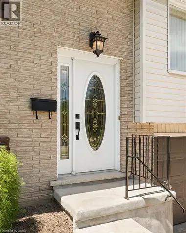 536 Pioneer Drive Kitchener ON N2P 1P2