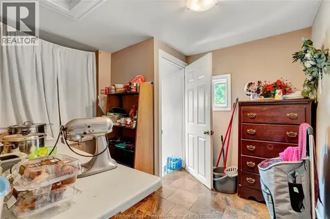101 Oak Street East Leamington ON N8H 2C7