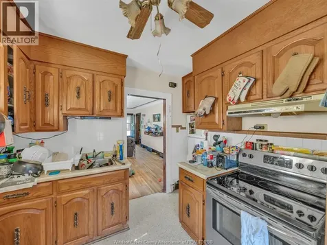 1560 Janette Avenue Windsor ON N8X 1Z6