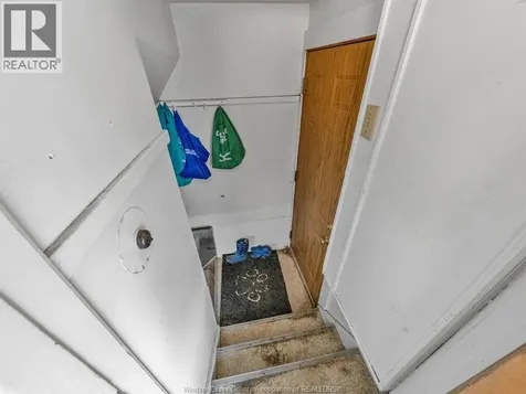 1560 Janette Avenue Windsor ON N8X 1Z6