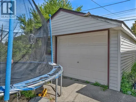 1560 Janette Avenue Windsor ON N8X 1Z6