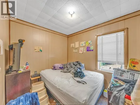1560 Janette Avenue Windsor ON N8X 1Z6