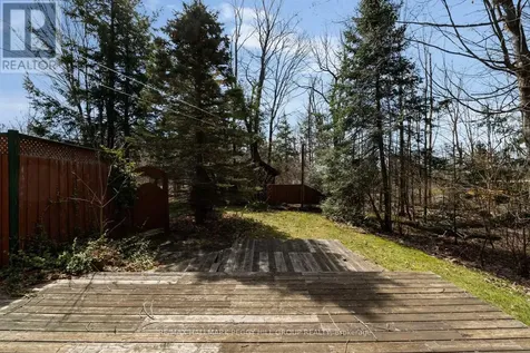 144 Trout Lane Tiny ON L9M 0J1