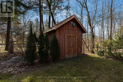 144 Trout Lane Tiny ON L9M 0J1
