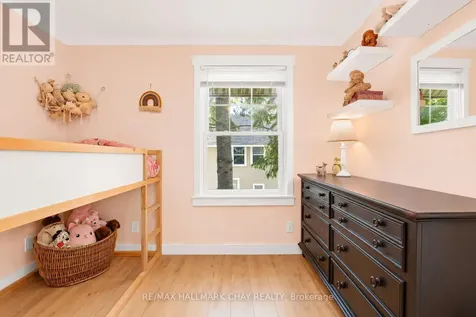 92 Dunlop Street Orillia ON L3V 5P4