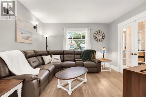92 Dunlop Street Orillia ON L3V 5P4