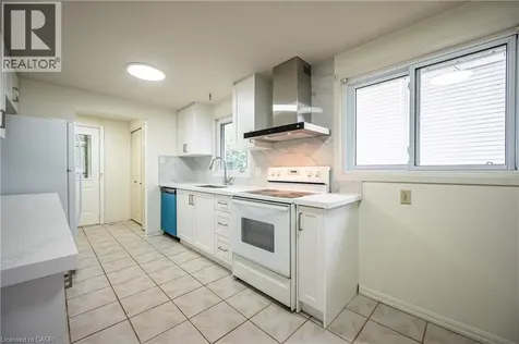 77 Rolling Meadows Drive Kitchener ON N2N 1T4