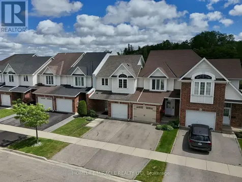 78 Colton Circle Kitchener ON N2A 4K4