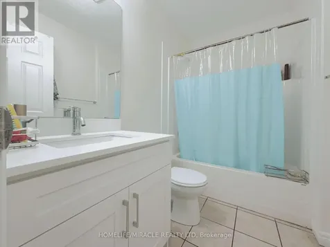78 Colton Circle Kitchener ON N2A 4K4